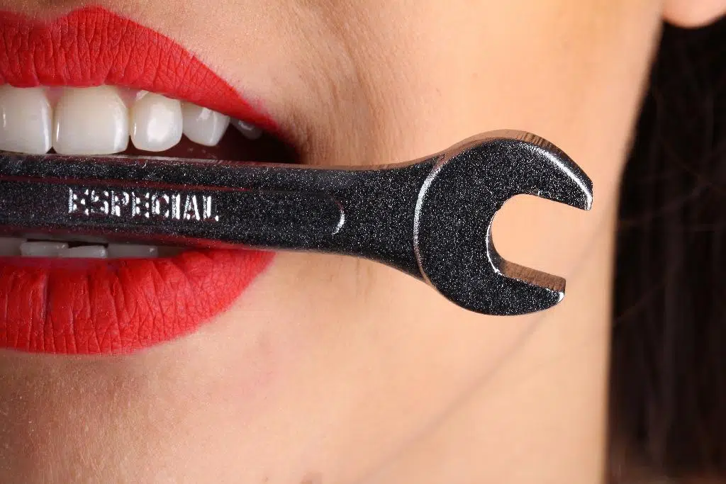 Anti-Aging & Oral Beauty Whitening Solutions