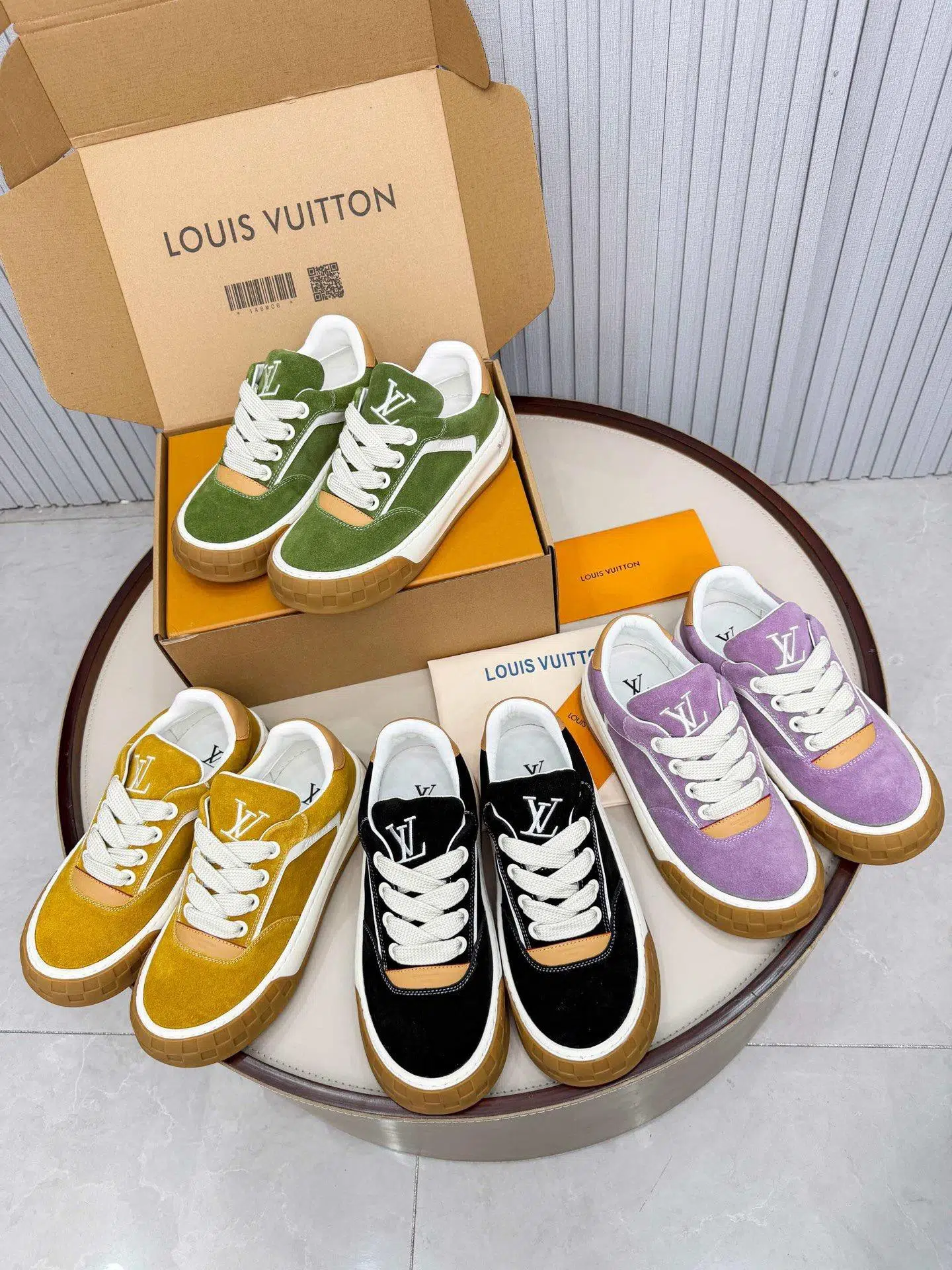 Designer footwear, high heels, loafers and sneakers supplier